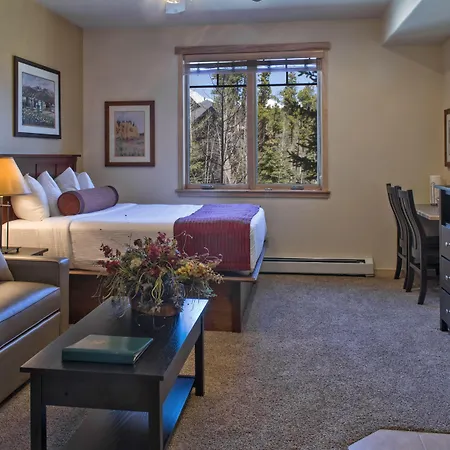 Grand Timber Lodge-3